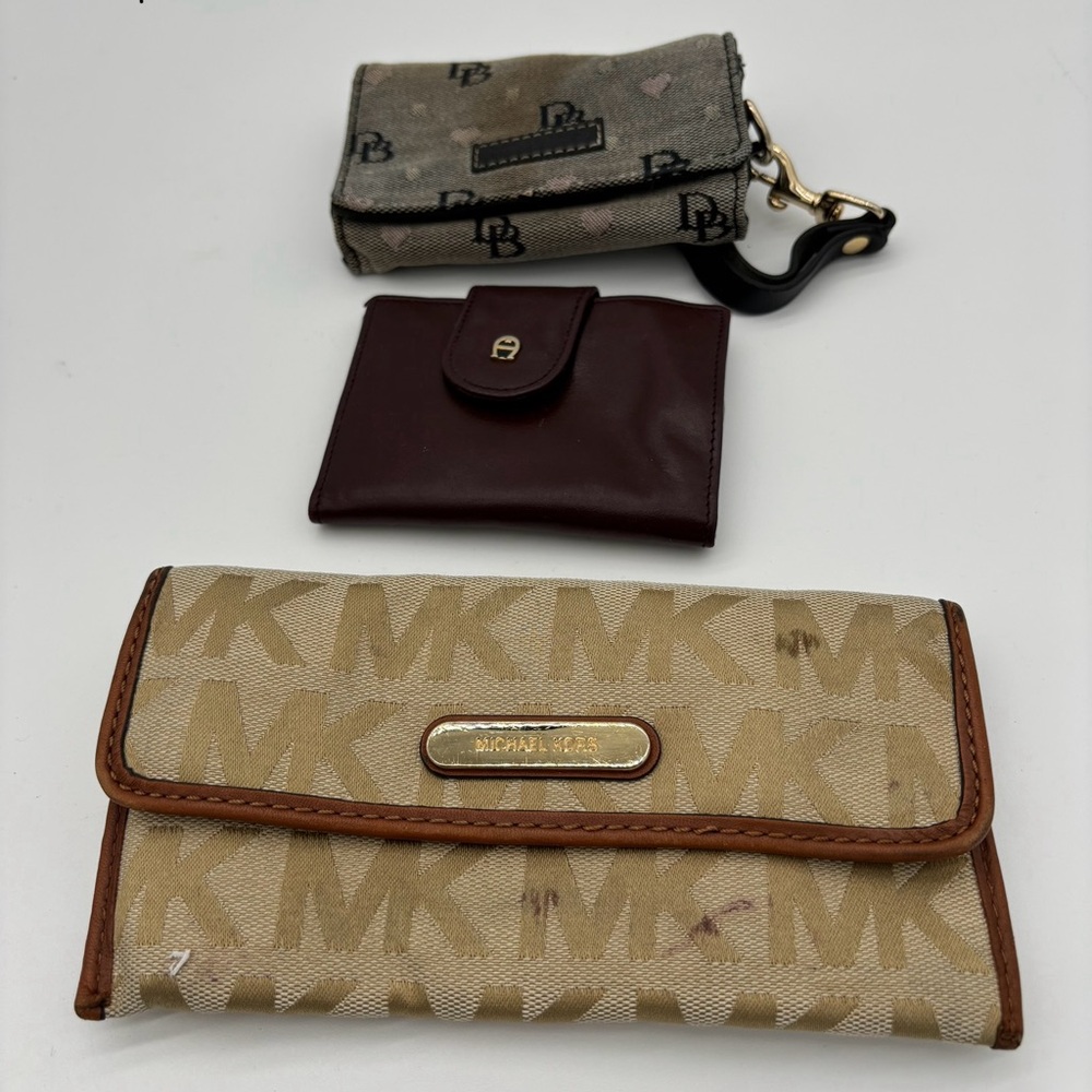 Aigner Michael Kors Dooney And Burke‎ Wallet Lot